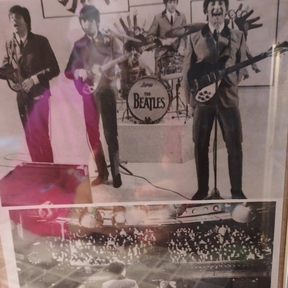 Beatles Photos - Picture 2 of 3